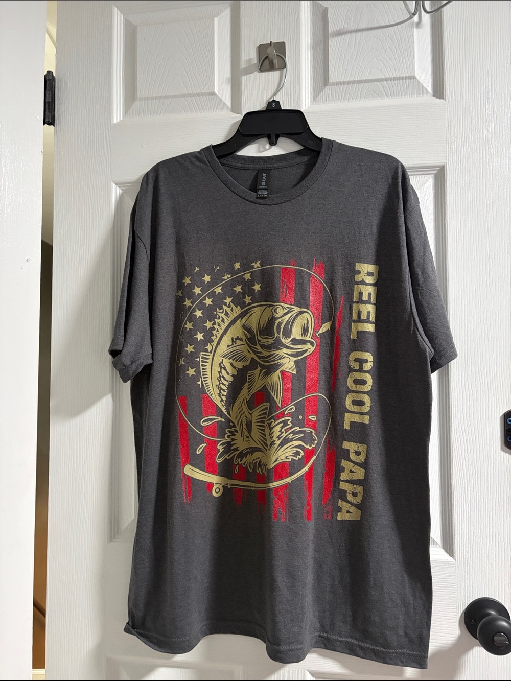 NWOT Reel Cool Papa Mens Graphic Tee - Charcoal